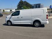 VAUXHALL VIVARO 2021 (21)