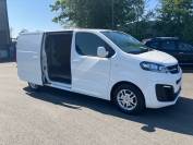 VAUXHALL VIVARO 2021 (21)