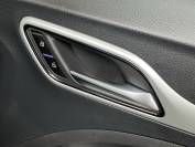 MG ZS 2023 (73)