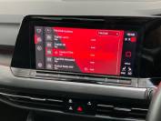 VOLKSWAGEN GOLF 2020 (20)
