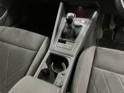 VOLKSWAGEN GOLF 2020 (20)