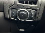 FORD FOCUS 2016 (16)