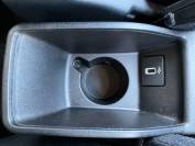 FORD FIESTA 2019 (19)