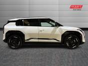 KIA EV3 2025 (74)