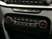 KIA CEED 2025 (74)