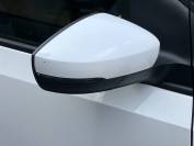 VOLKSWAGEN UP 2016 (66)