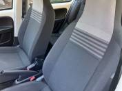 VOLKSWAGEN UP 2016 (66)