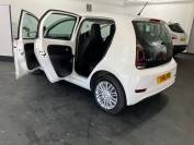 VOLKSWAGEN UP 2016 (66)