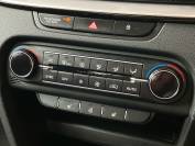 KIA XCEED 2022 (22)