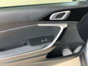 KIA XCEED 2022 (22)