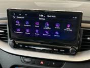 KIA XCEED 2022 (22)
