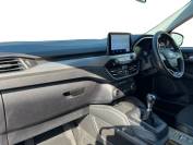 FORD KUGA 2022 (22)