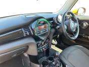 MINI HATCHBACK 2014 (14)