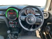 MINI HATCHBACK 2014 (14)