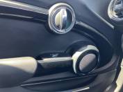 MINI HATCHBACK 2014 (14)