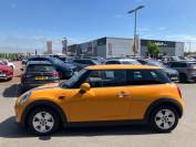MINI HATCHBACK 2014 (14)