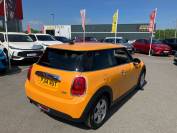 MINI HATCHBACK 2014 (14)