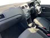 VOLKSWAGEN POLO 2017 (17)