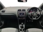 VOLKSWAGEN POLO 2016 (16)