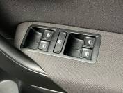 VOLKSWAGEN POLO 2016 (16)