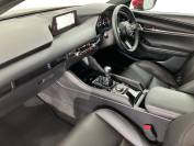 MAZDA 3 2023 (23)