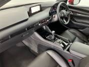 MAZDA 3 2023 (23)