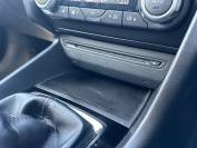 MAZDA 3 2017 (17)