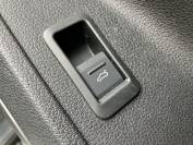 AUDI Q3 2021 (21)