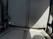 PEUGEOT 5008 2022 (71)