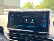 PEUGEOT 5008 2022 (71)