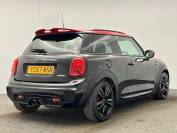 MINI HATCHBACK 2017 (67)