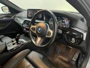 BMW 5 SERIES 2022 (72)