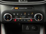 FORD KUGA 2024 (24)