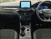 FORD KUGA 2024 (24)