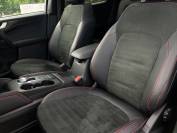 FORD KUGA 2024 (24)