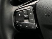 FORD KUGA 2024 (24)