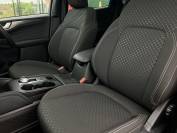 FORD KUGA 2024 (24)
