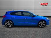 FORD FOCUS 2020 (20)