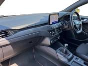 FORD FOCUS 2020 (20)
