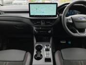 FORD KUGA 2024 (74)
