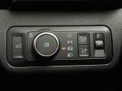 FORD KUGA 2024 (74)