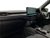 FORD KUGA 2024 (24)