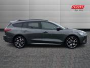 FORD FOCUS 2024 (24)