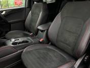 FORD KUGA 2024 (24)