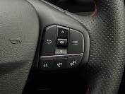 FORD KUGA 2024 (24)