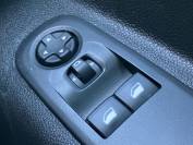VAUXHALL COMBO-LIFE 2020 (70)