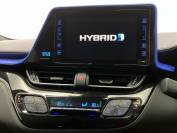 TOYOTA C-HR 2017 (66)