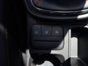 FORD FIESTA 2019 (19)
