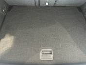 VOLKSWAGEN GOLF 2022 (72)