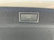 SKODA SUPERB 2019 (19)